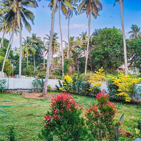 Popple Beach House Varkala Bagian luar foto